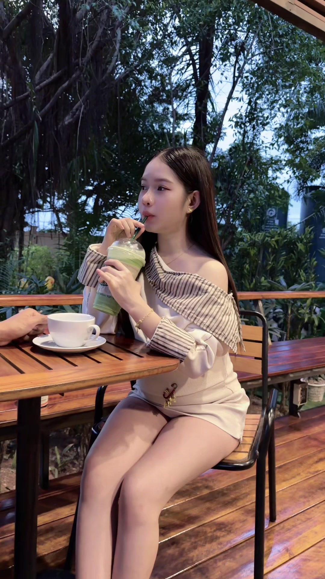 @ນ້ຳຝົນ(NamFon)🌧️🌷