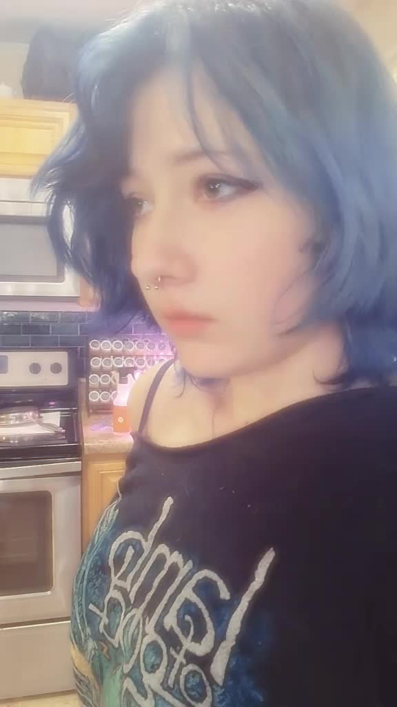 @Lilyyy
