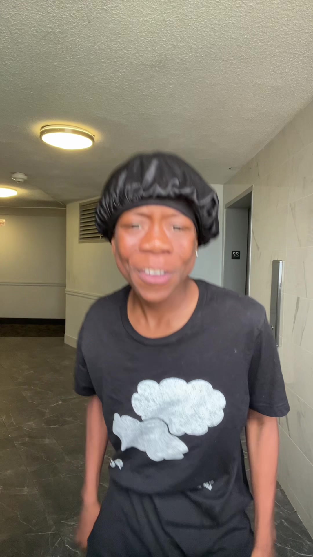 @☮️