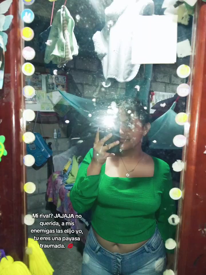 @𝓐𝓷𝓲 🦋