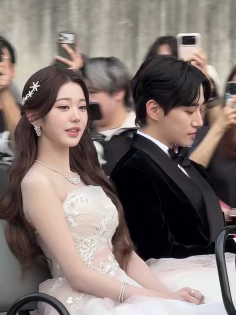 @돌병💂&zwj;♂️ྀི