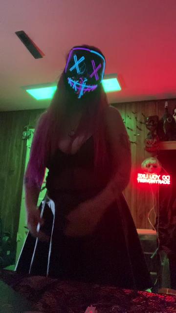 @horror queen 🧟♀️👑