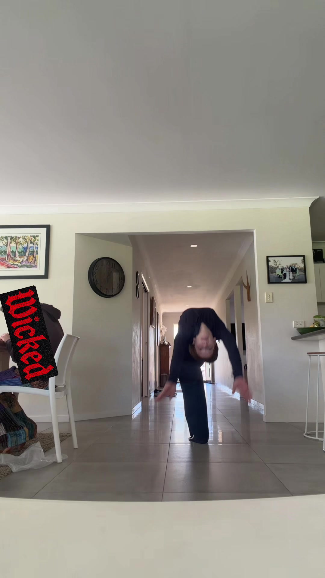 @🤫