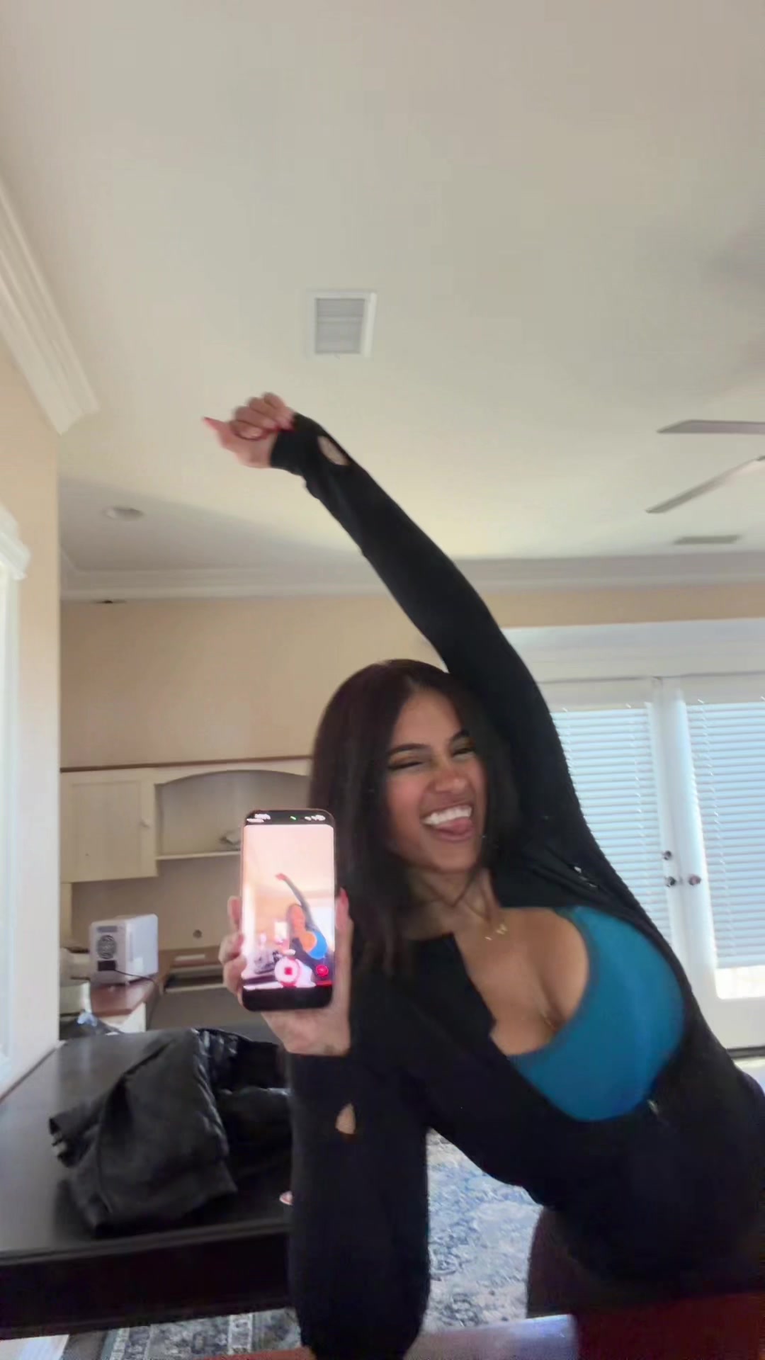 @Maria