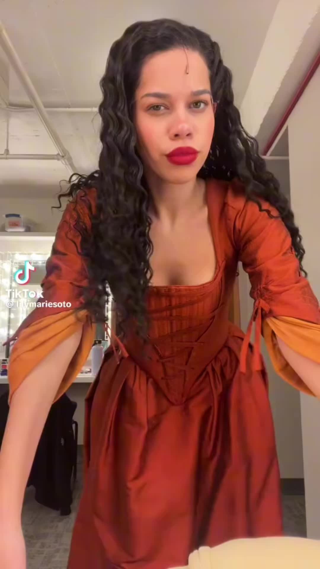 @and_LILY