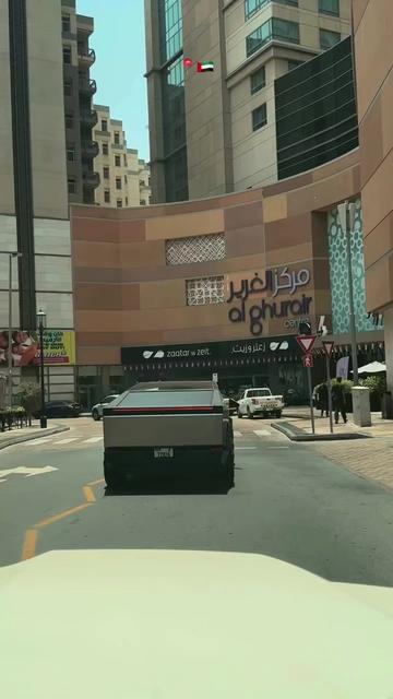 @F>7🌸🤹🇦🇪