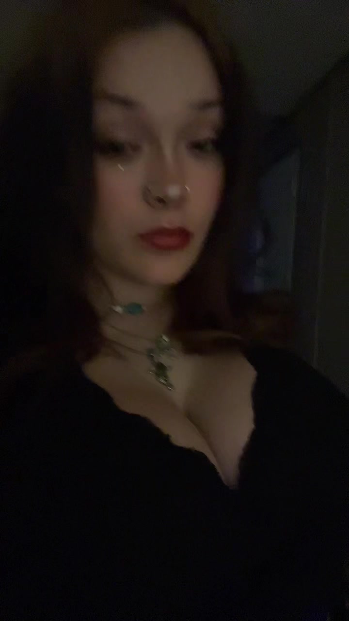 @thefemalecasanova