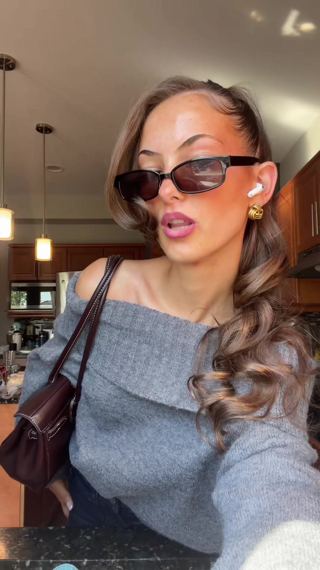 @withlaurairl