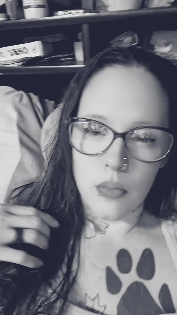 @MikeysWifey1219