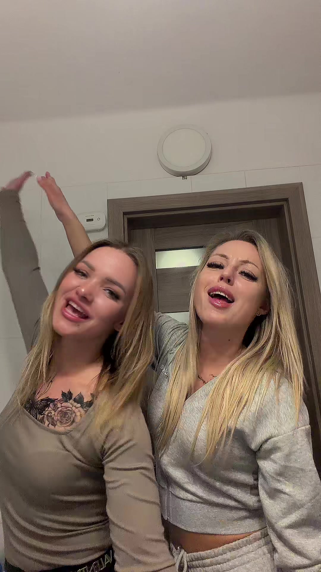 @Karolinka