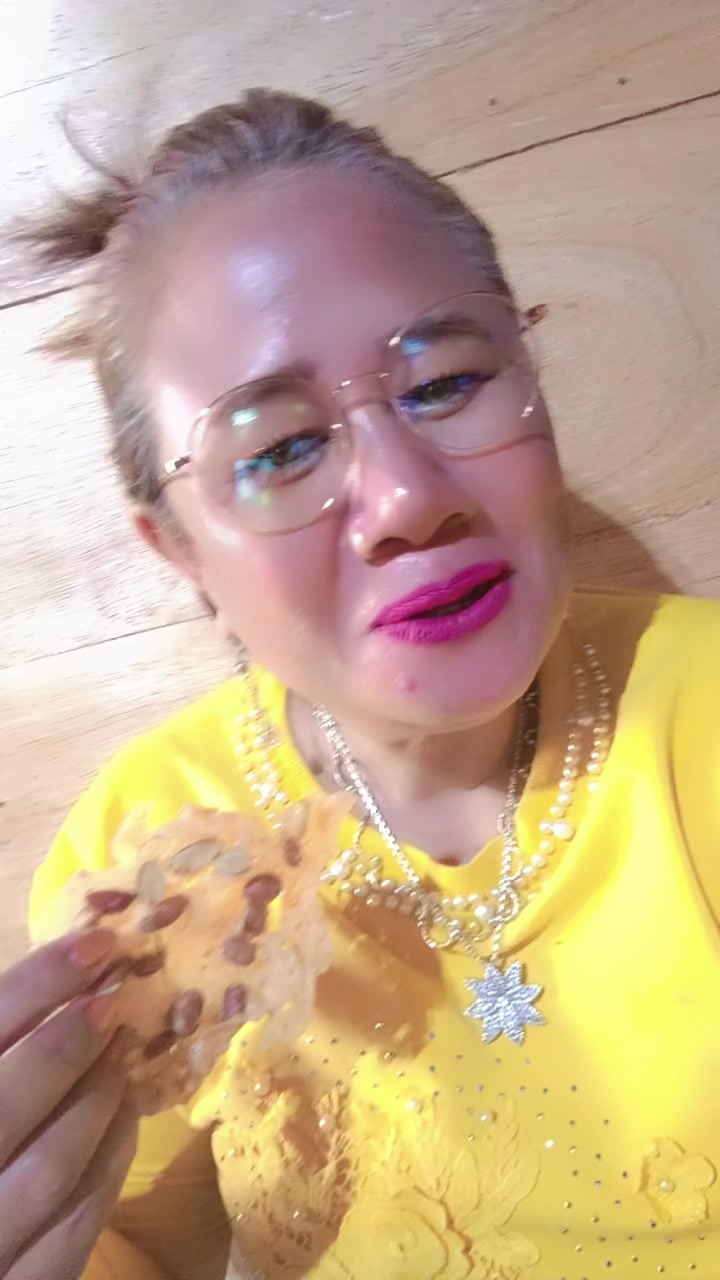 @Esna janda cantik ✨🥰