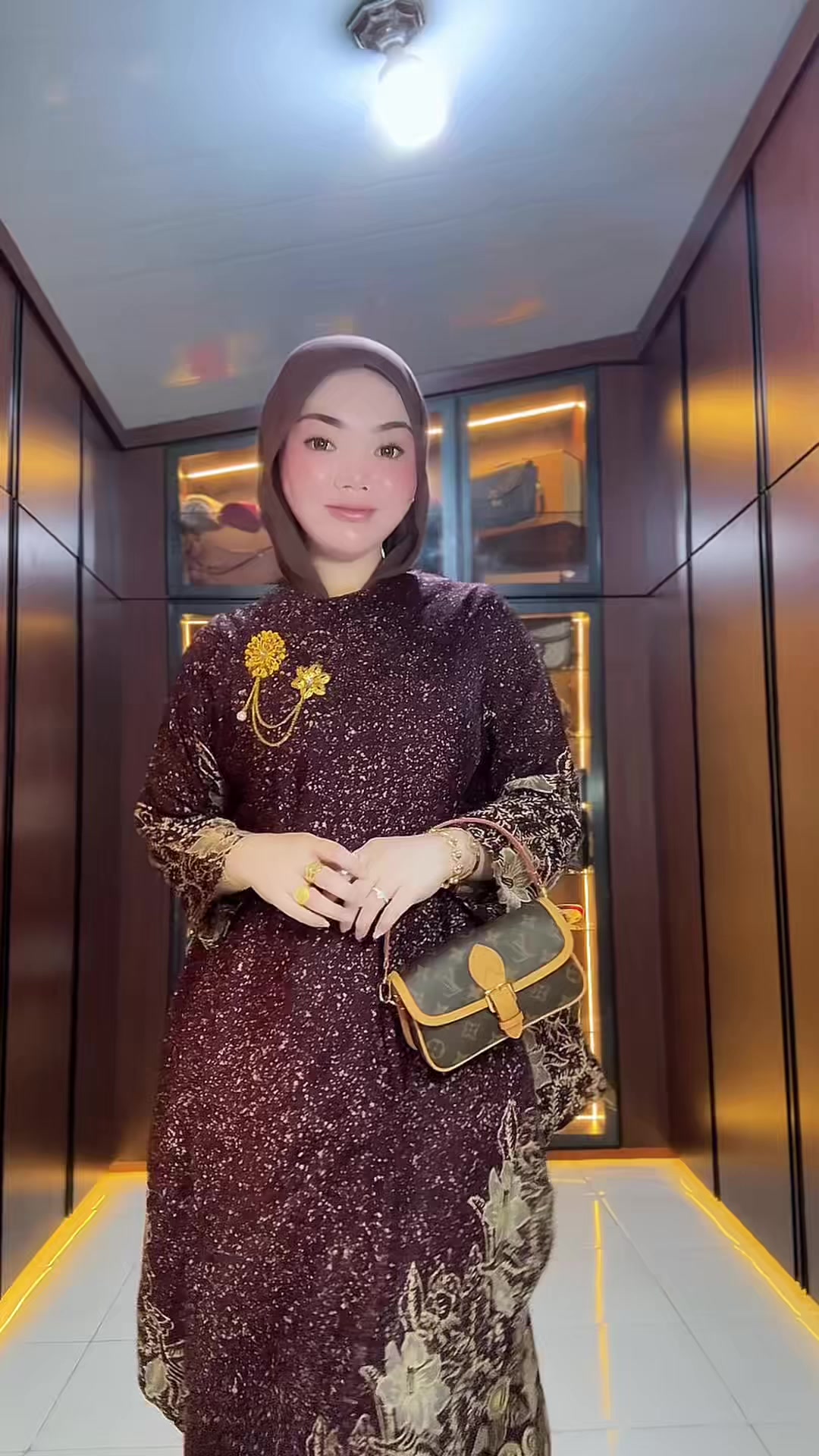 @IniiNabella