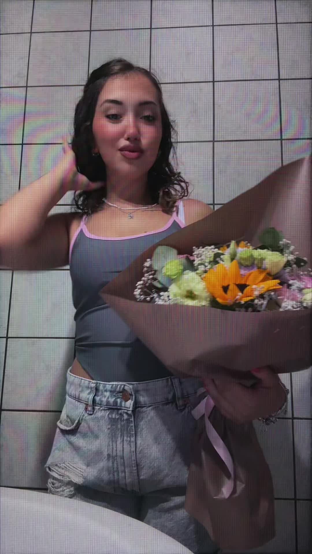 @A cinesin_spammm๐ธ๐ฝ๐