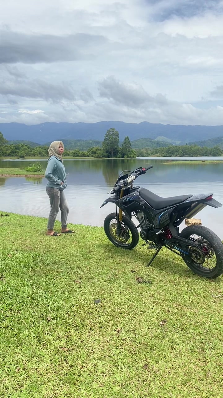 @Ayuni