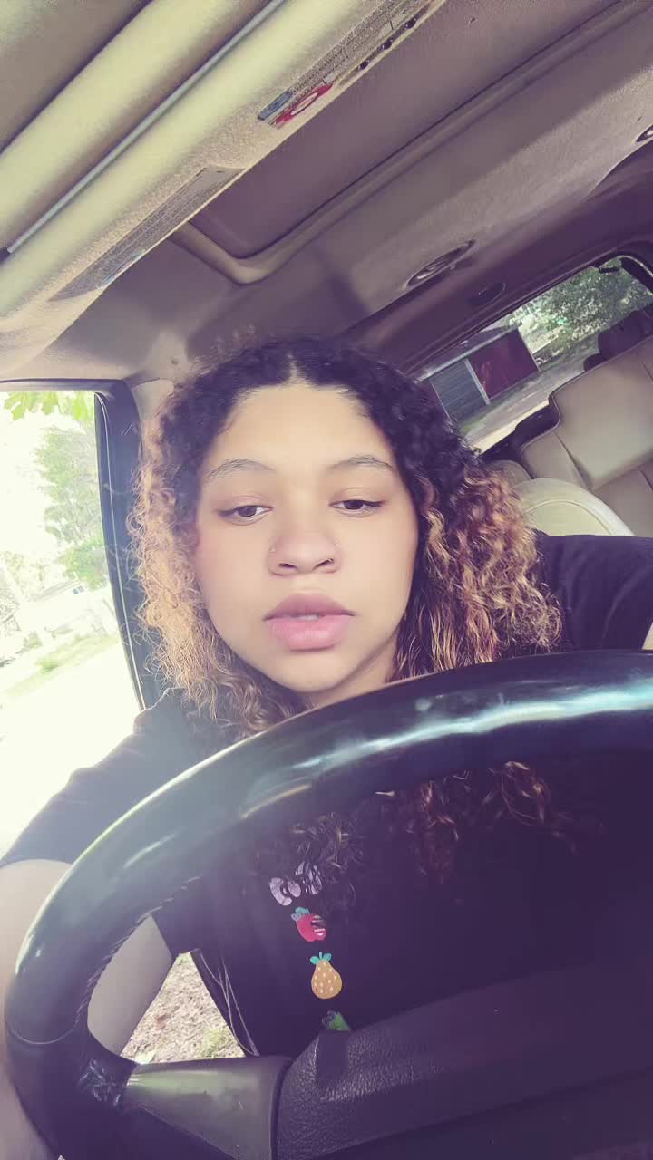 @That pretty lightskin 🥴💪🏽🦈