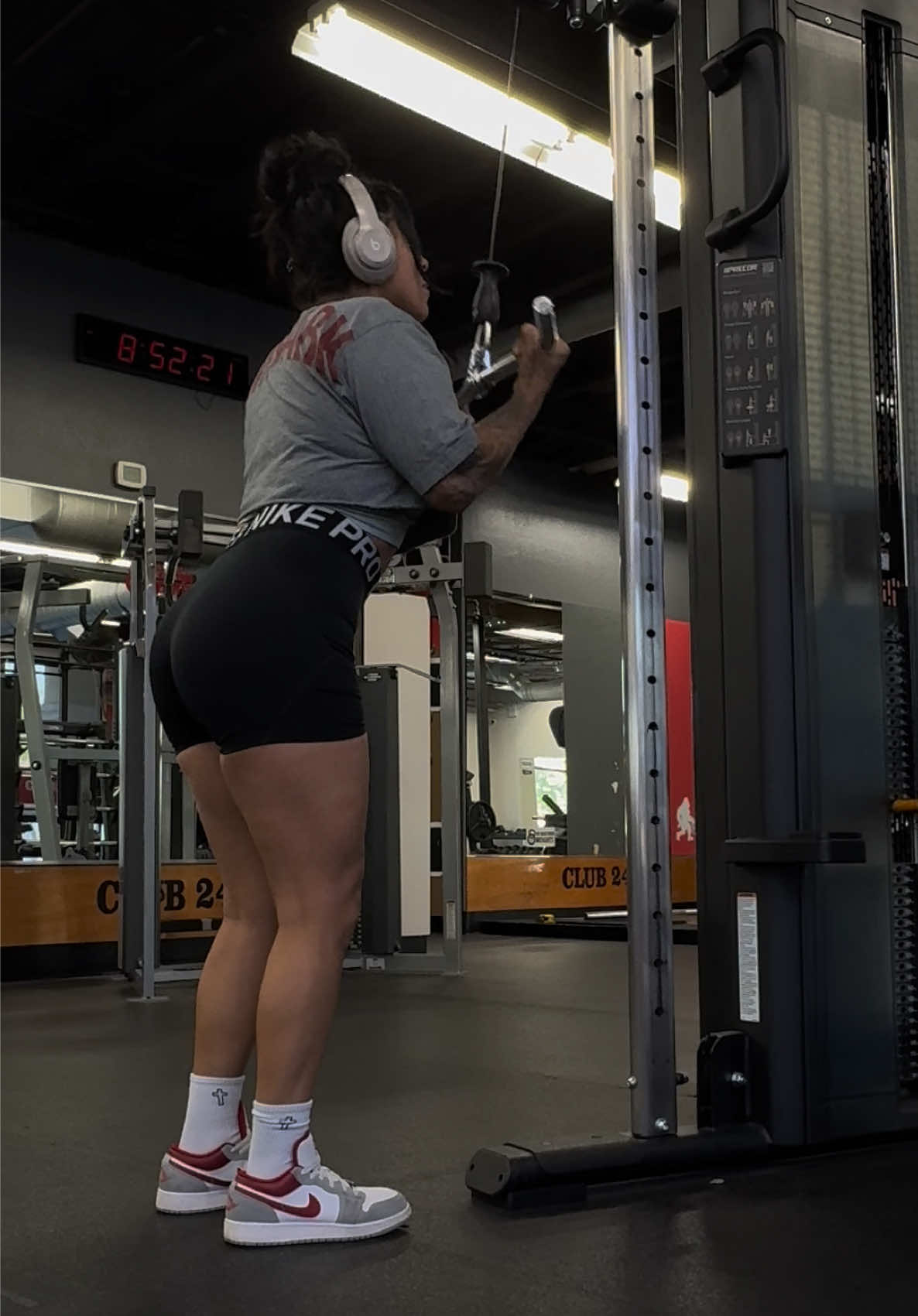 @YayaC