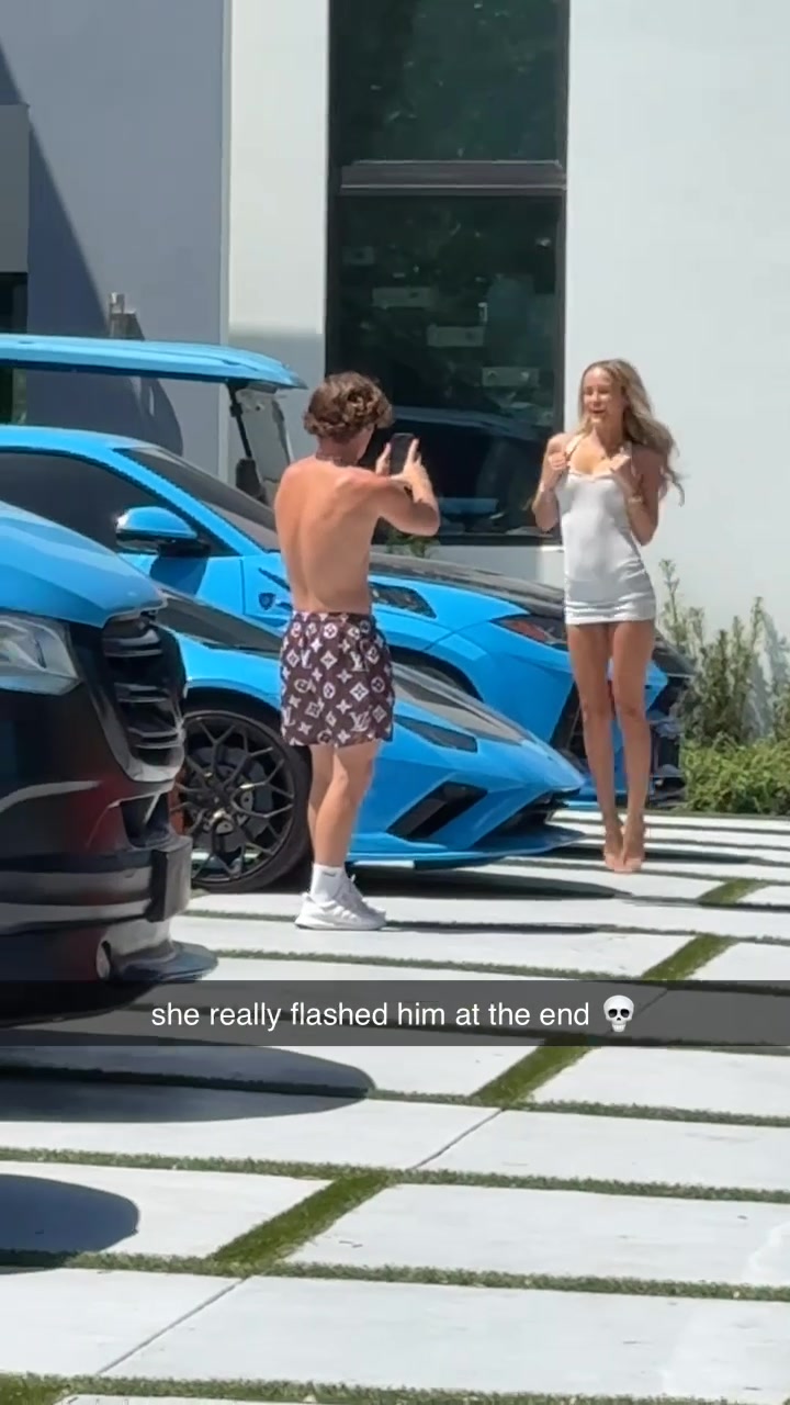 @parisslivvy