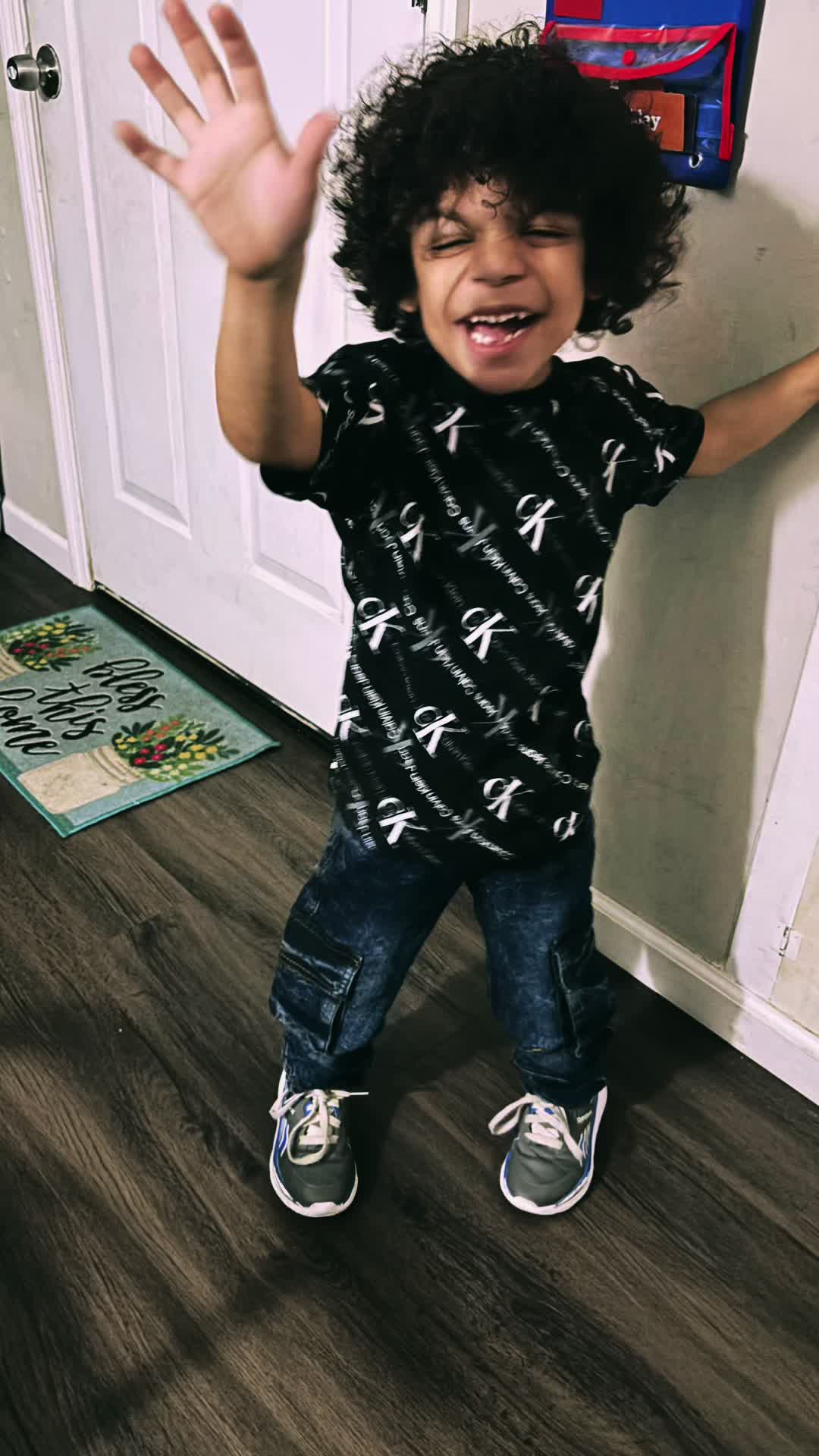 @Momma Lizzy & Kah’zir 💋💙🧩