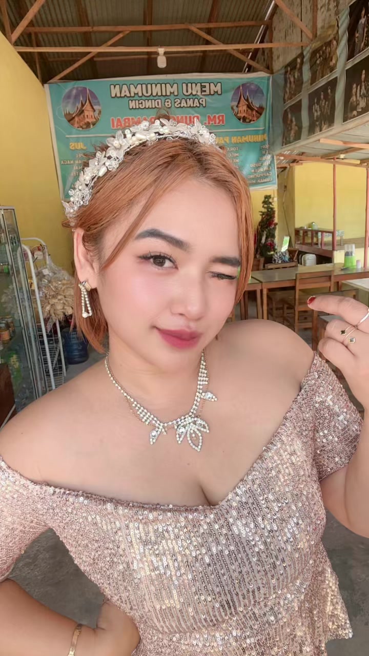 @julia frinella sari