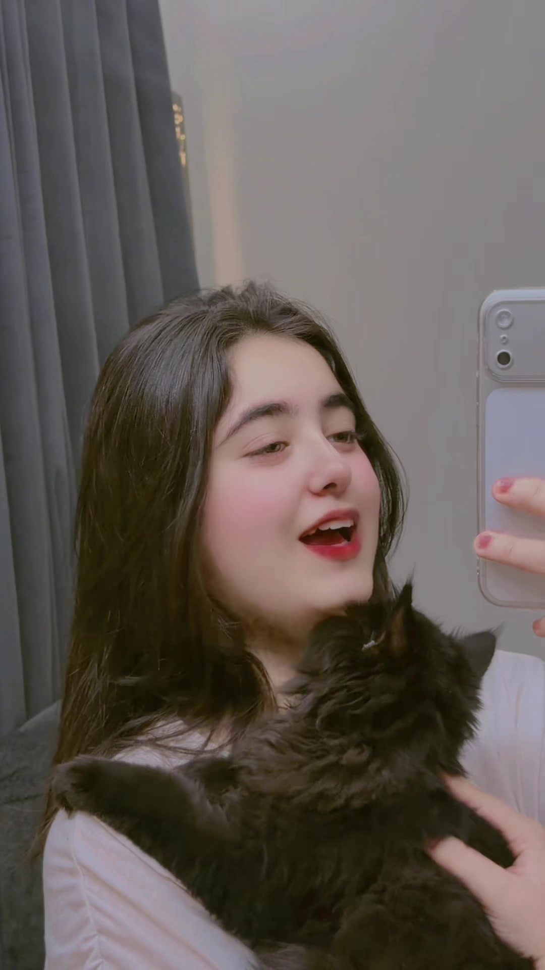@Khadija_hashmii