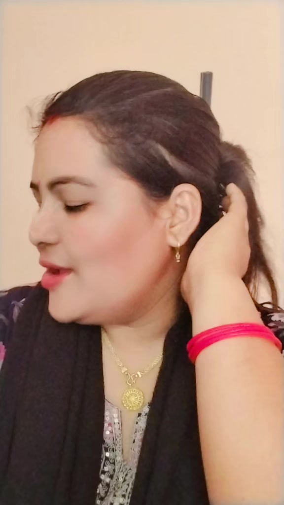 @दाजुभाइ बिनाको चेली🧿