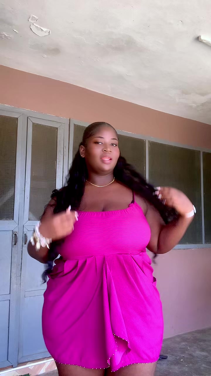 @❤️🩹AfiaHourglass chrizzard💕