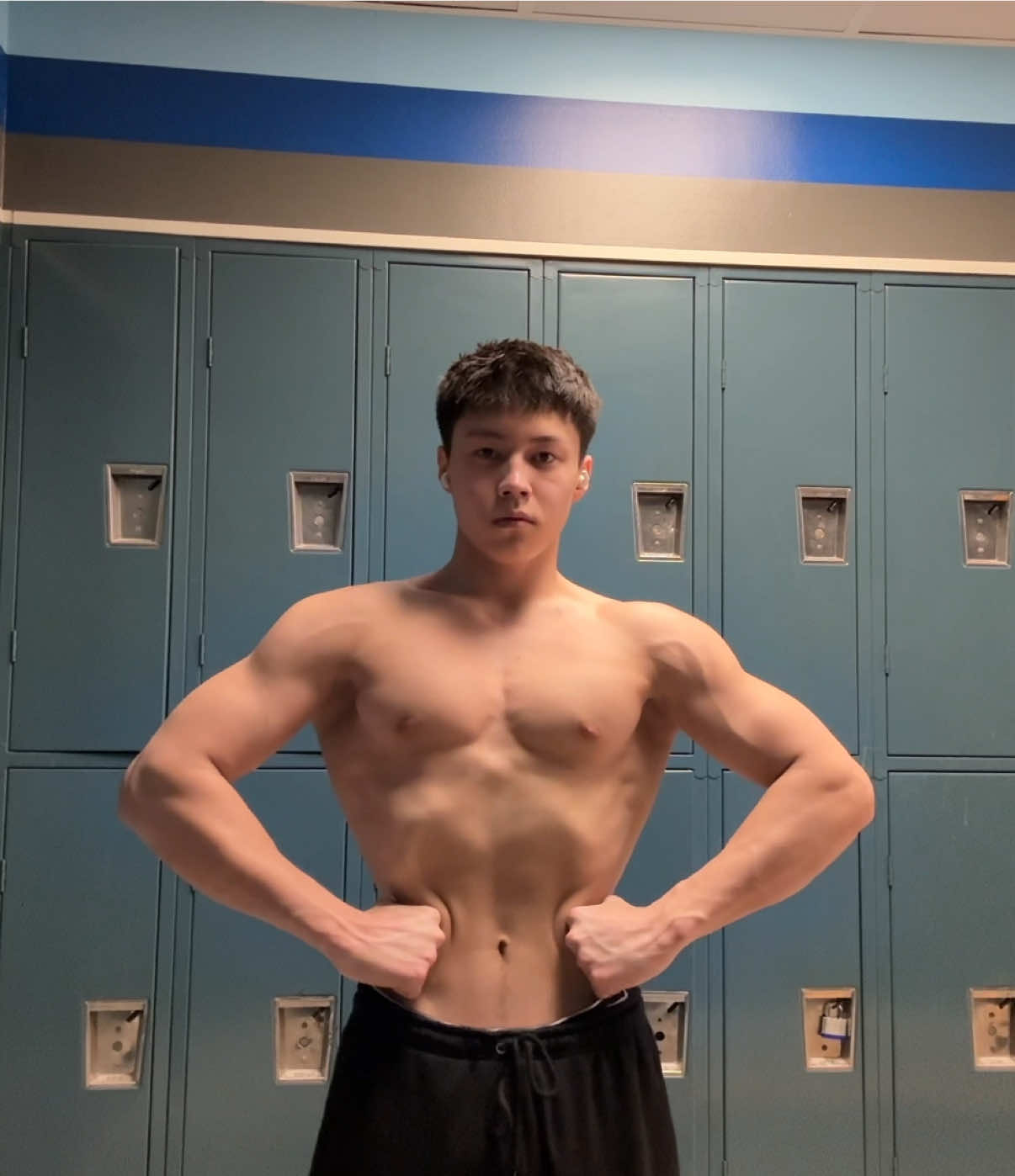 @𝐃.