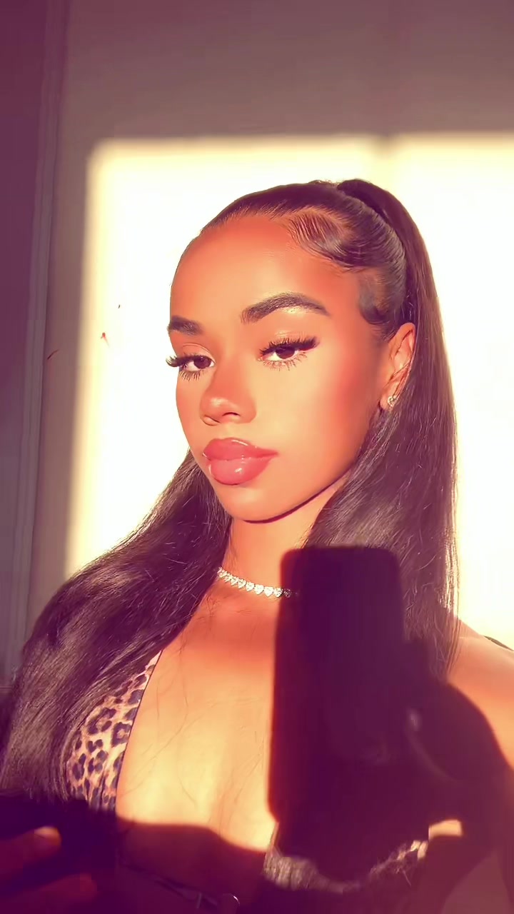 @Sienna Jhené