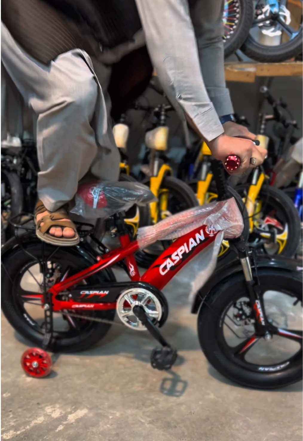 @KPK TOYS & CYCLE