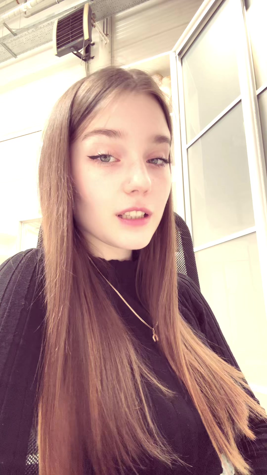 @_minimila_