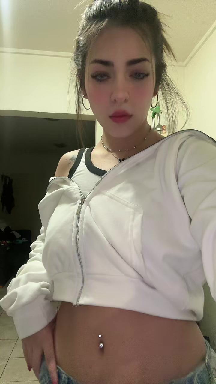 @🦋