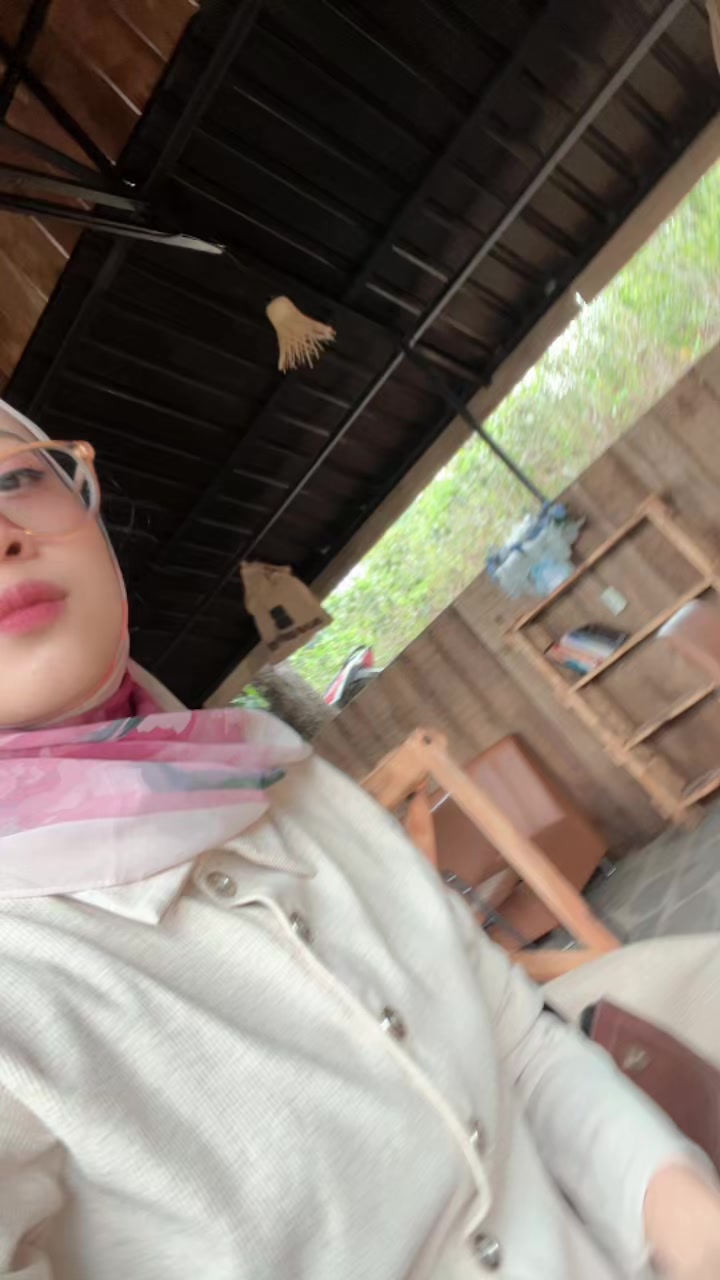 @Tyas Larasati 🌸✨