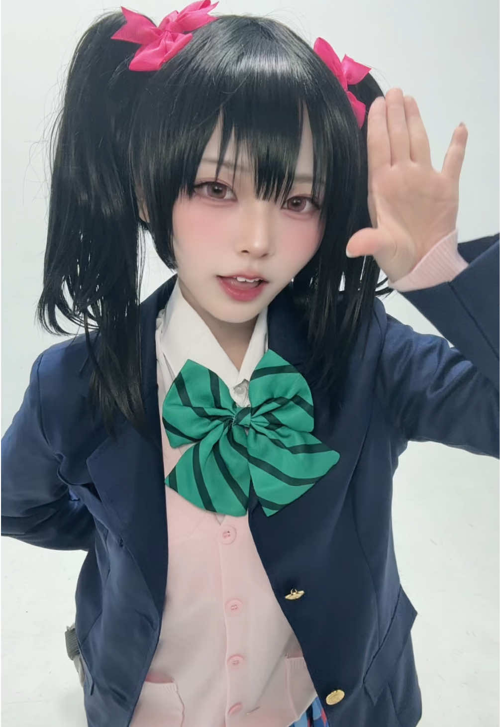 @おじぎ ねね