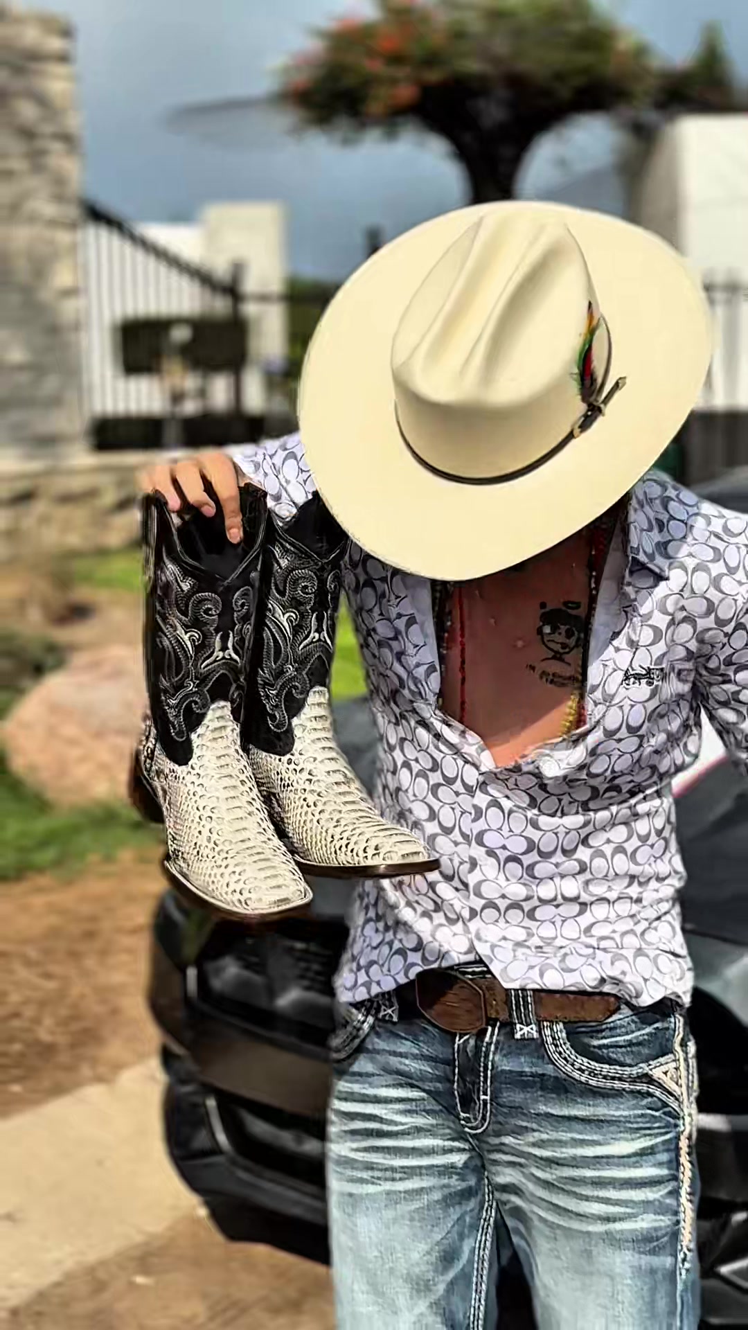 @El GUERO BOOTS
