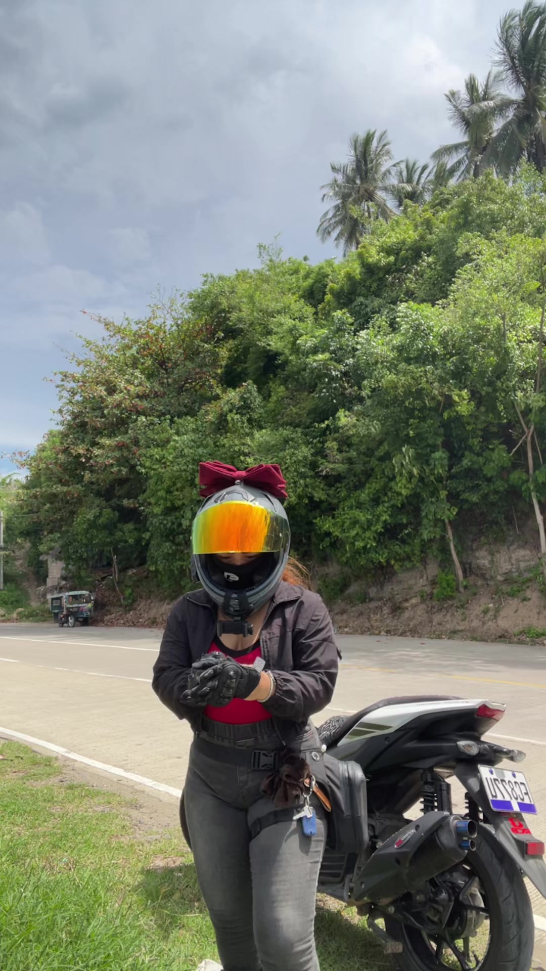 @Mahal moto๐๏ธ๐จ๐๐