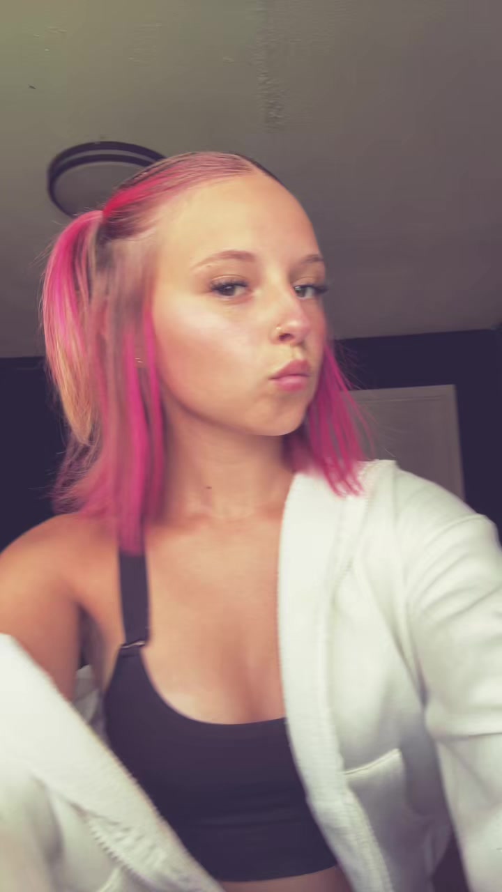 @meeyasears1