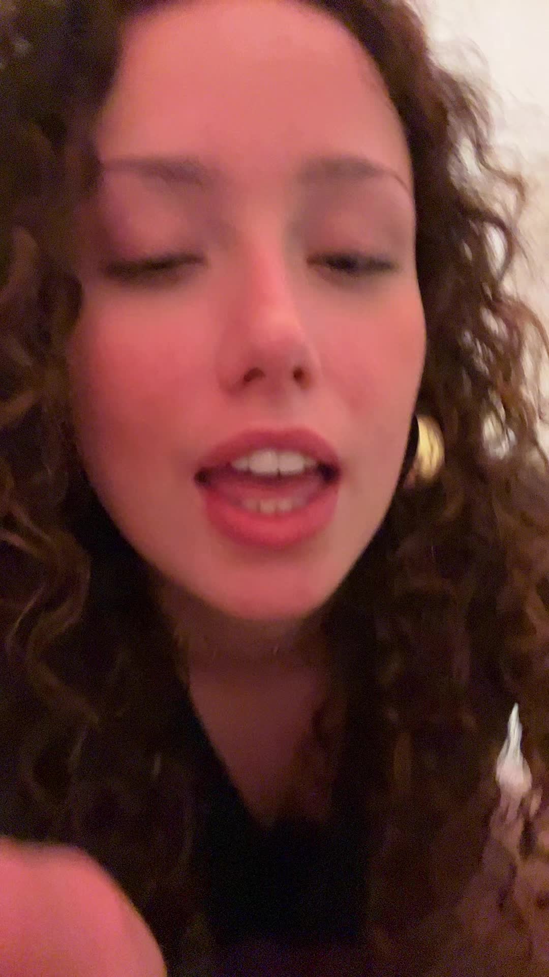 @Loreline