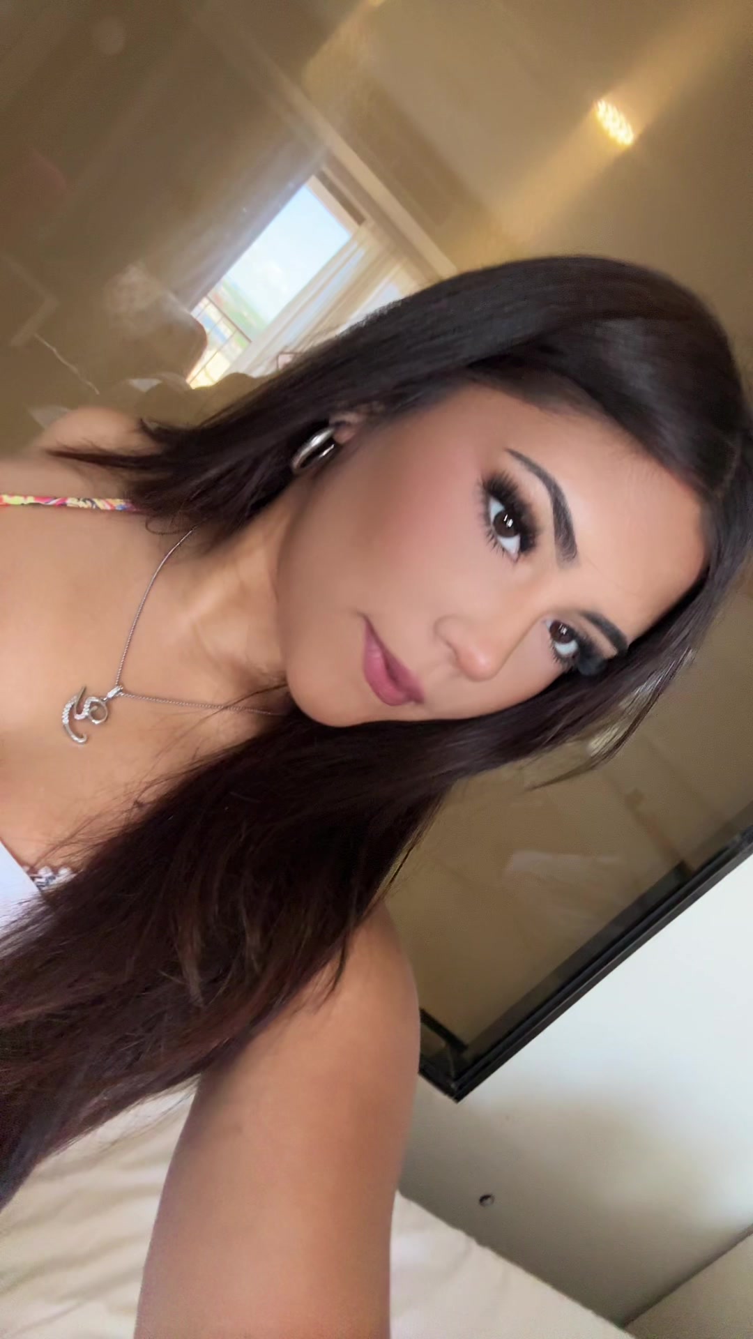 @whoisyasmeen
