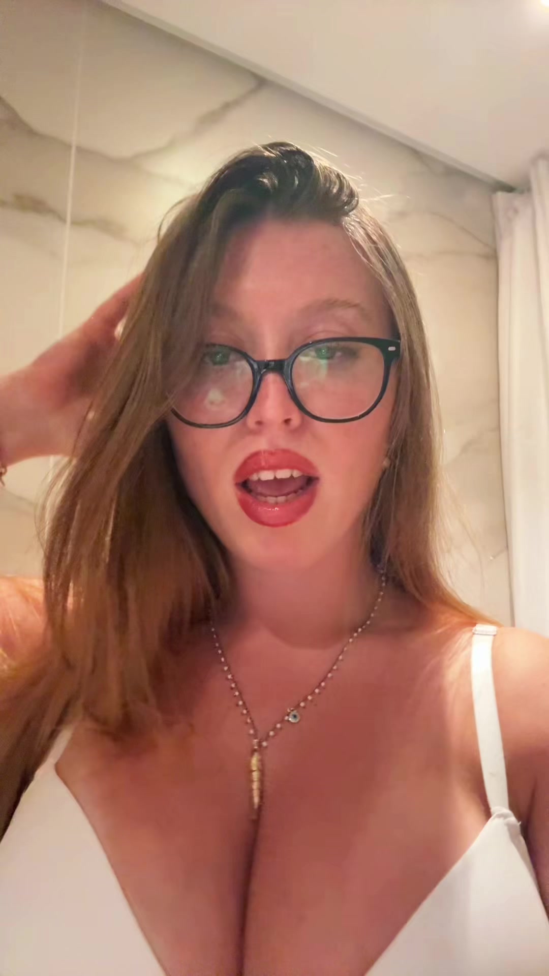 @Mayabrody12