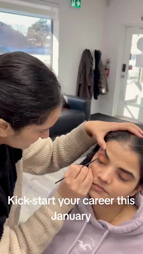 @bellasbeautyacademy