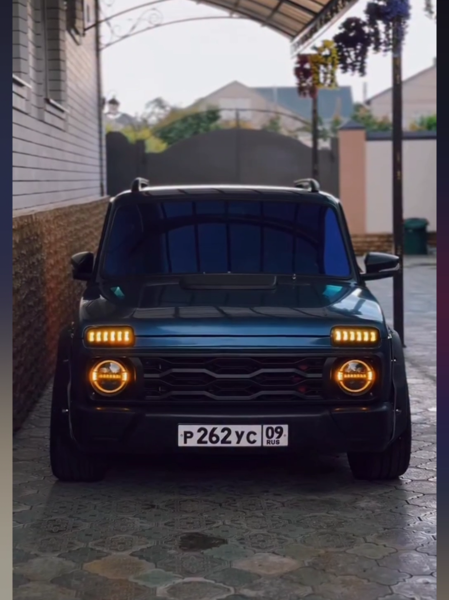 @black niva🖤