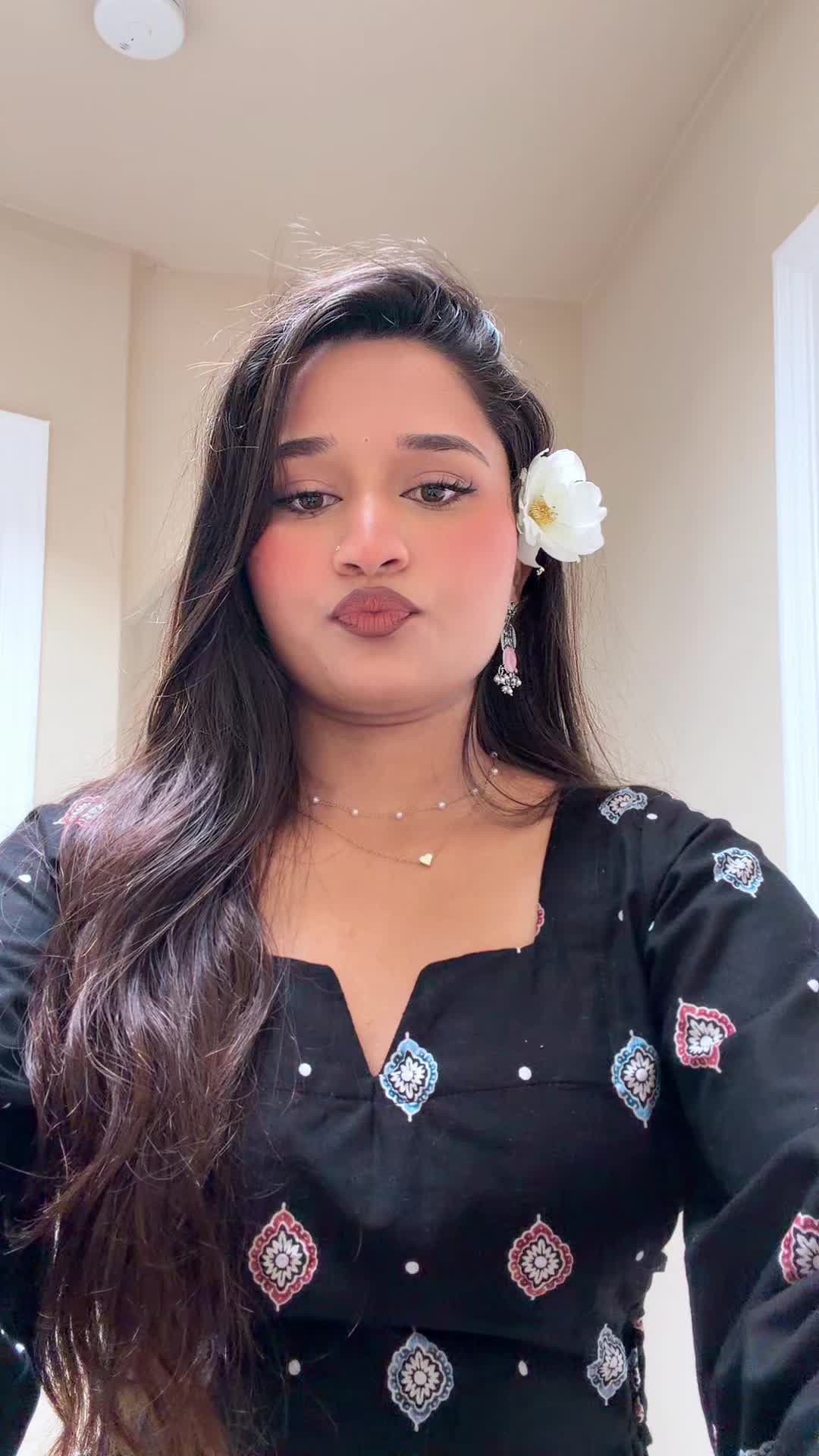 @🕊️💗