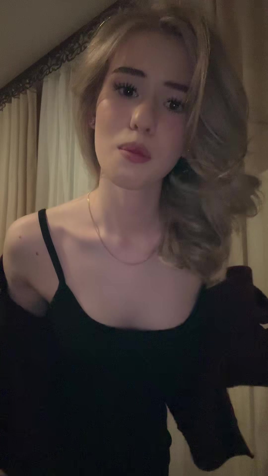 @Darishh