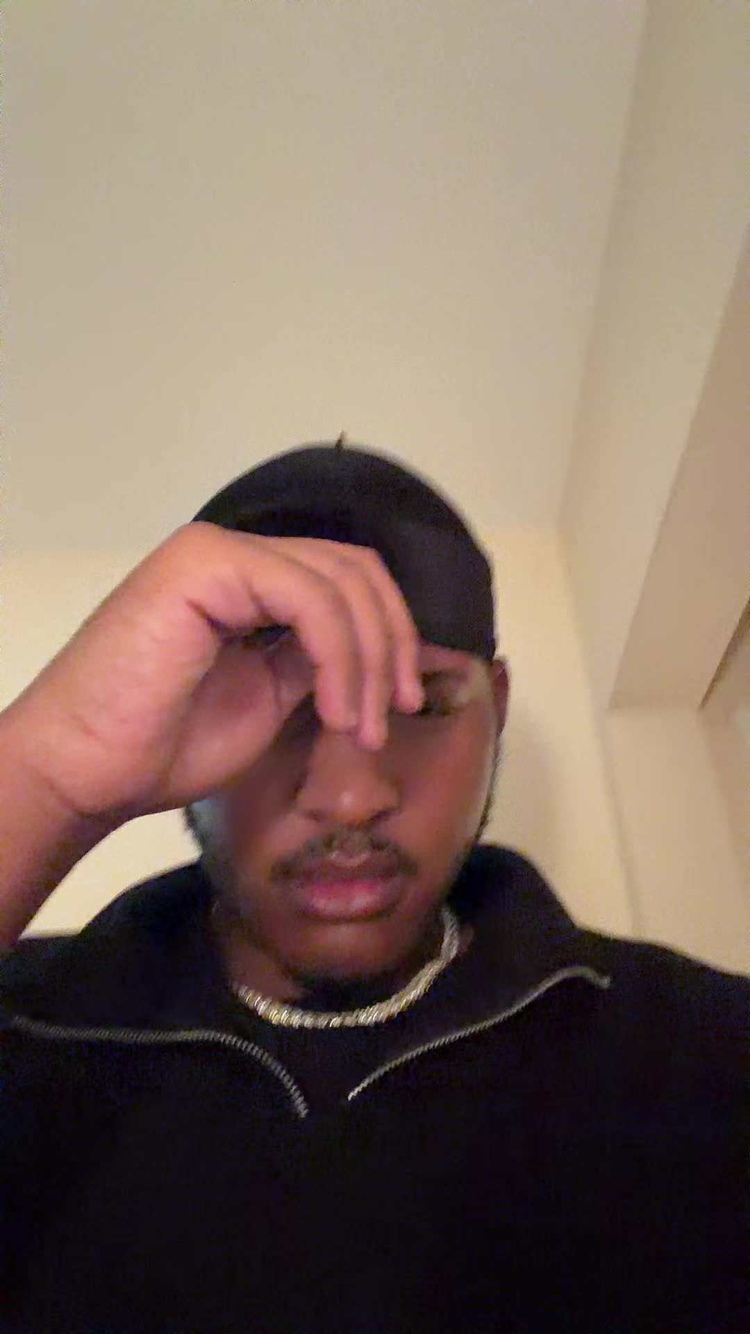 @Joshii