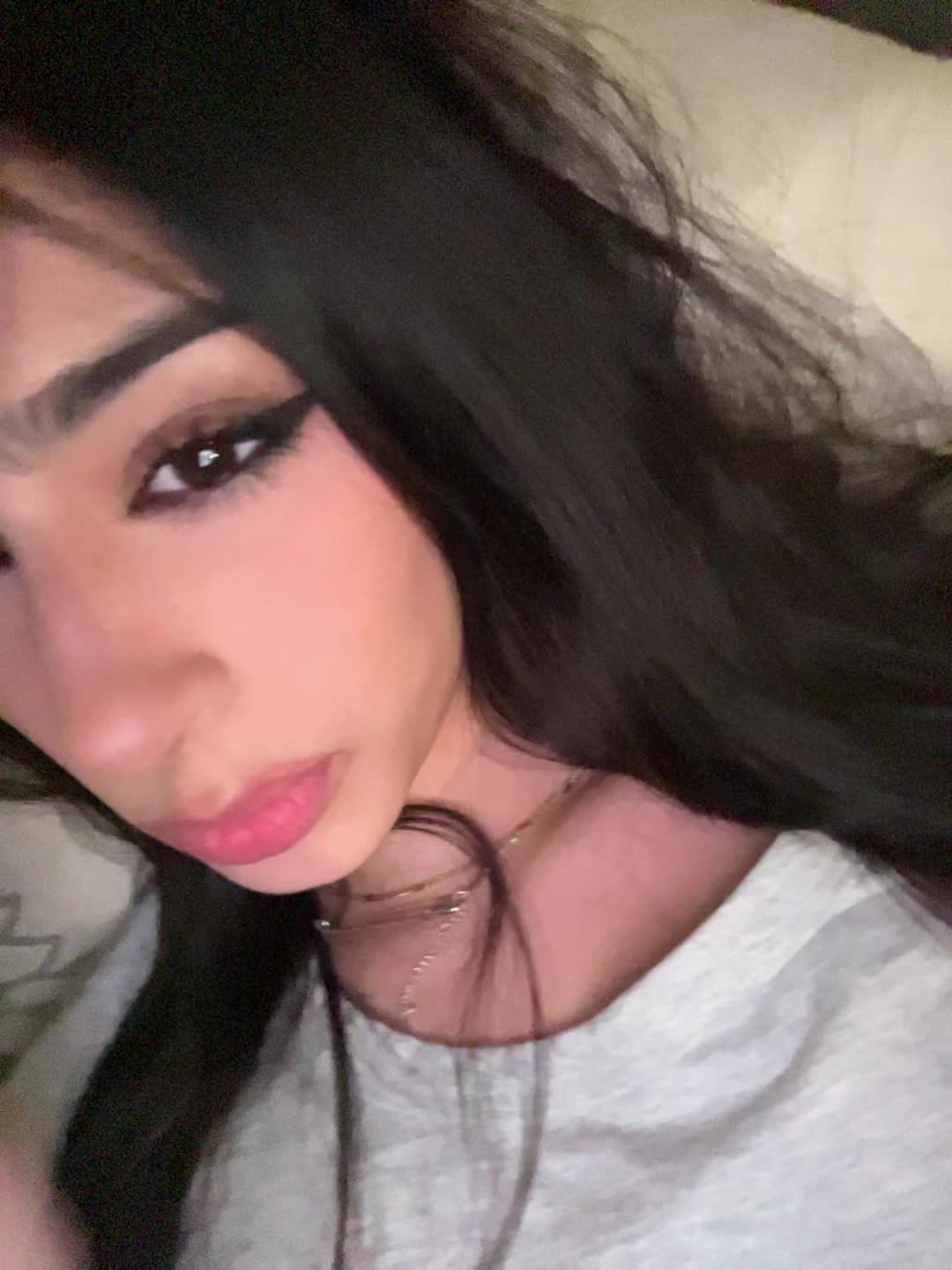 @️