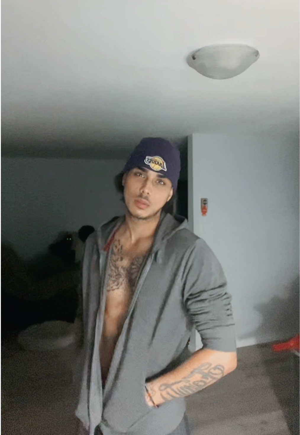 @HBK