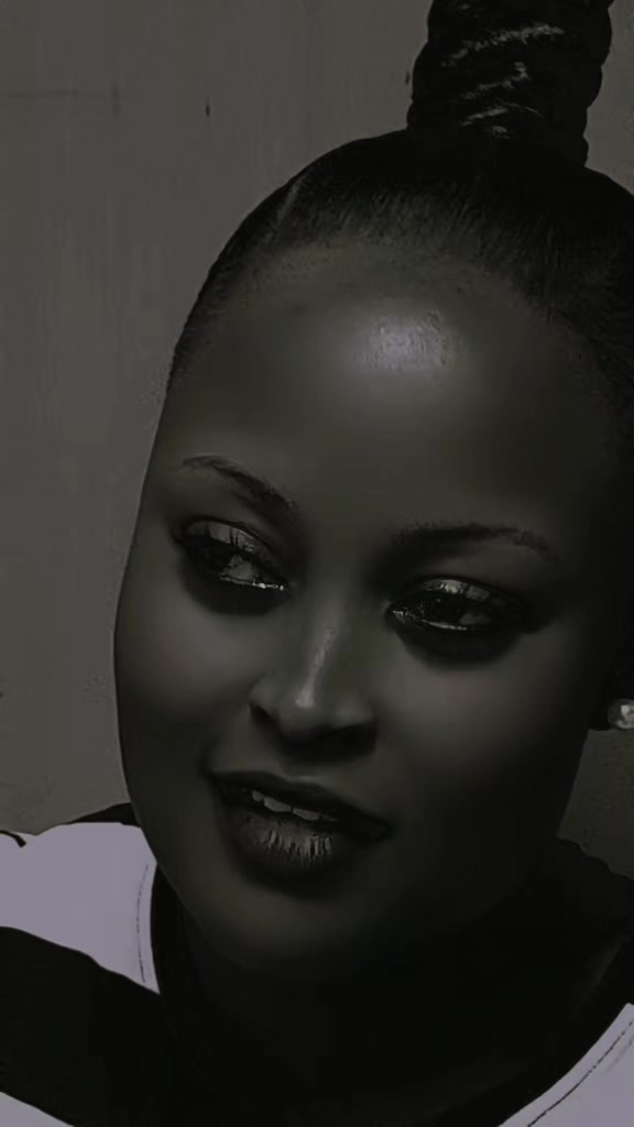 @FAVOUR FLAVIA NAKIBUUKA 🇺🇬