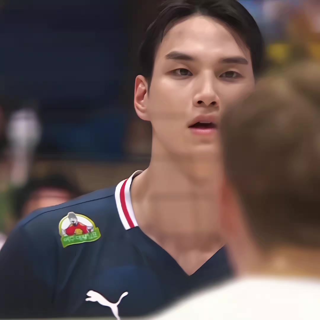 @๐ฐ๐น๐ผ๐๐ฑ๐ป๐ต๐ฒ