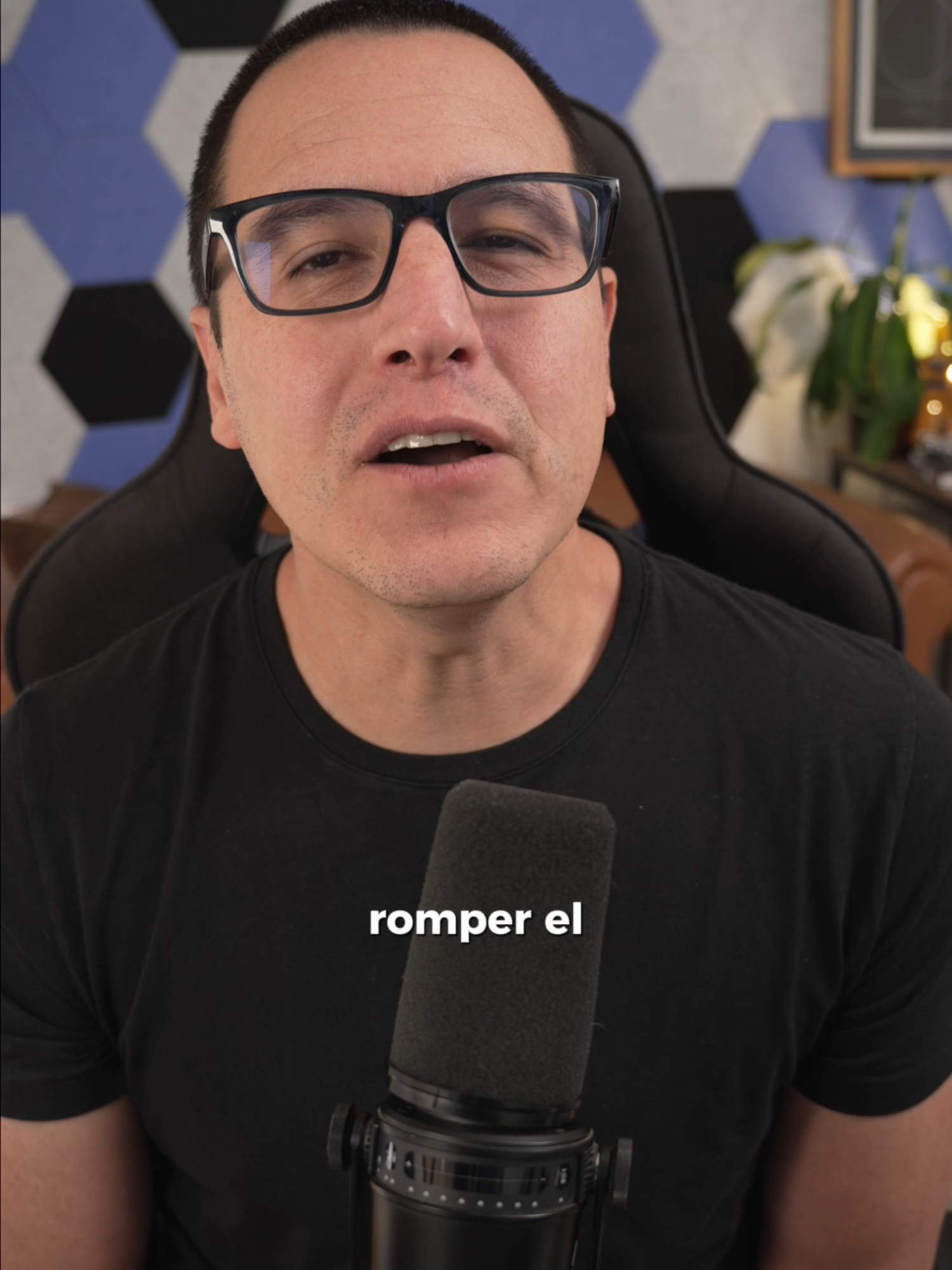 @Germ&aacute;n Meneses | Negocios ☕️