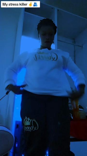 @Teddy🇺🇬